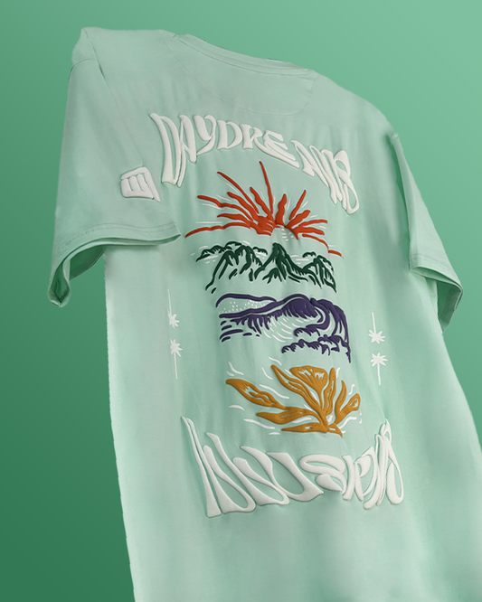 DAYDREAMS & ILLUSIONS Oversized T-shirt