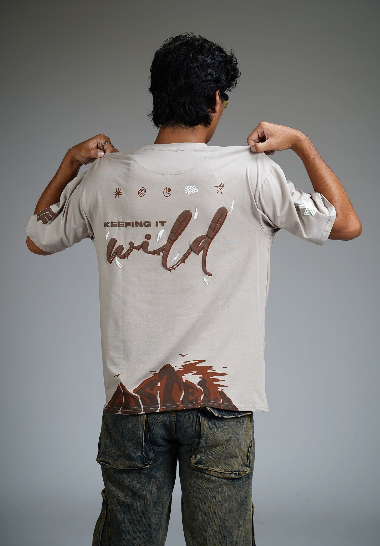 ZOSTEL KEEPING IT WILD Oversized T-shirt