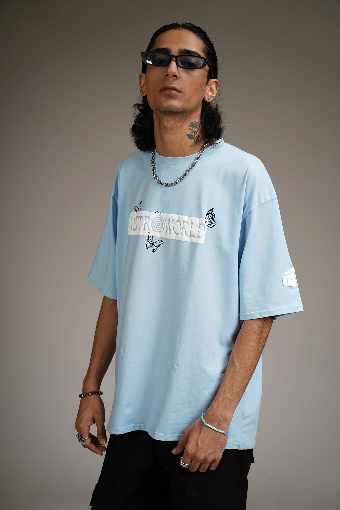 TRAVIS Oversized T-Shirt