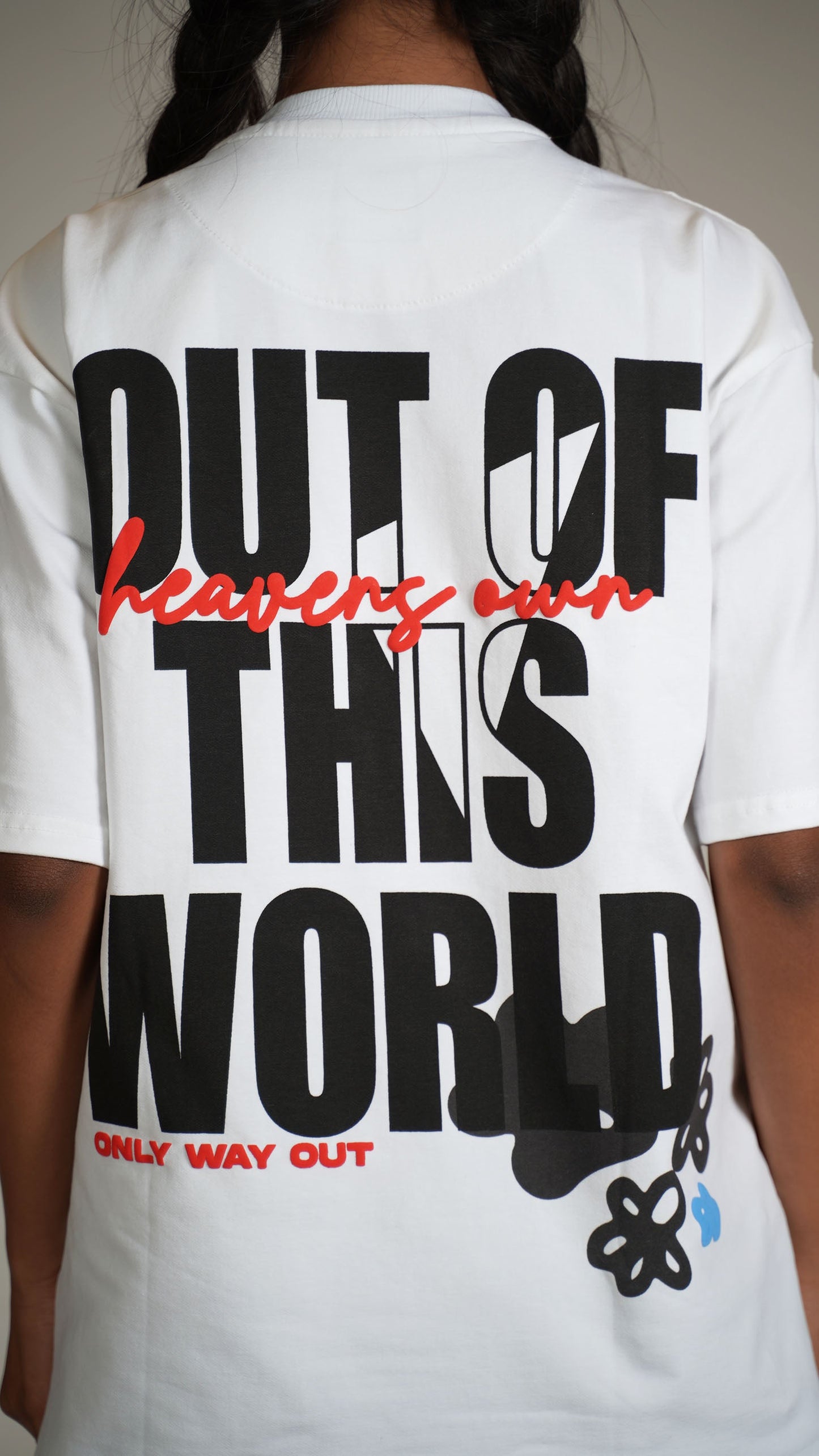 UNFOLLOW THE WORLD Heavyweight T-shirt